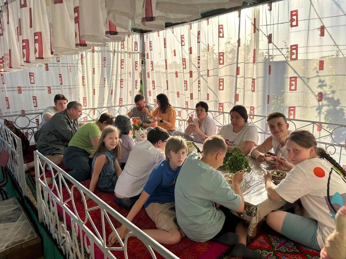 Guest House "Nika", Нукус Екстериор снимка
