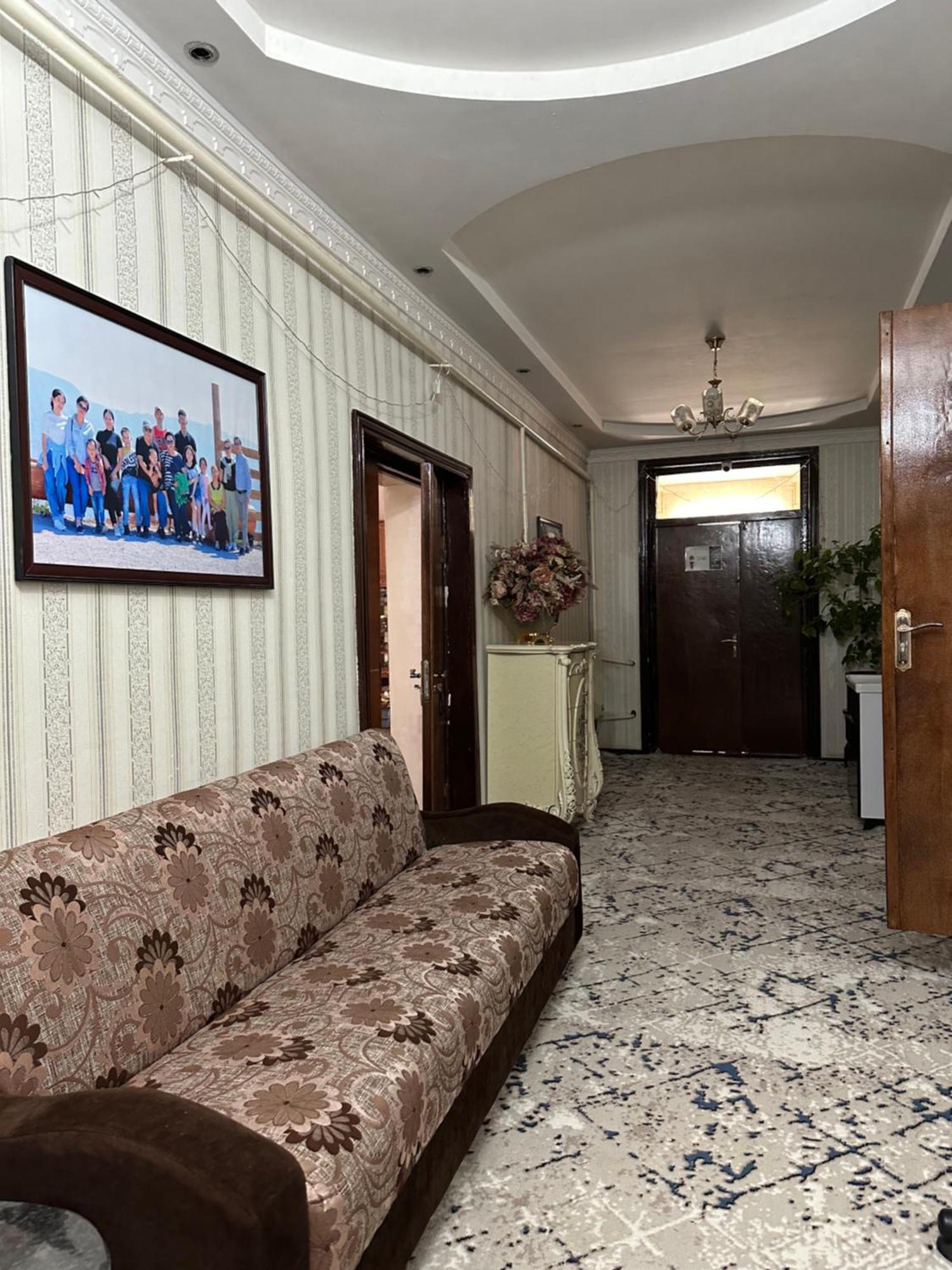 Guest House "Nika", Нукус Екстериор снимка